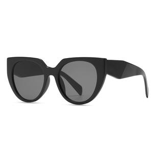 Marque de luxe Designer Cat Eye Wear femmes <span class=keywords><strong>lunettes</strong></span> de soleil noir adulte <span class=keywords><strong>tendance</strong></span> été <span class=keywords><strong>2022</strong></span> nouvelle mode <span class=keywords><strong>lunettes</strong></span> de soleil femmes UV400 <span class=keywords><strong>lunettes</strong></span> - Product Image 3