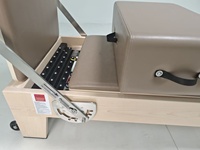 Multifunktionales Bodybuilding-Pilates-Core-Bett aus Ahornholz für Heimfitness, Studios und Vereine
