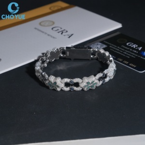 Pulsera de Plata S925 de Alta Calidad con Cadena Cubana Floral y Piedras Blancas y Verdes Completamente Incrustadas para Mujer - Product Image 1
