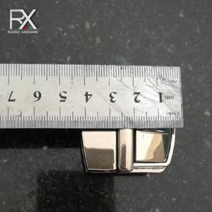 प्राचीन पीतल रंग सामान ताला भागों प्लग ताला ब्रश कांस्य प्रेस कुंजी महल बैग हैंडबैग अटैची के लिए ताला के साथ बकसुआ - Product Image 5