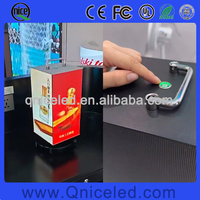 Cubo LED Video a 4 Lati Rotante con Controllo WiFi USB 4G e APP, Piccolo Schermo Cuboide LED per Negozi al Dettaglio