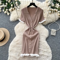 Nouvelle robe mini d'été pour femmes, col rabattu, manches courtes, boutons décoratifs, robe en tricot