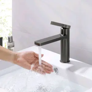 Yüksek standart evrensel sıçrama filtresi döner lavabo musluğu döndür su çift fonksiyonlu banyo musluk