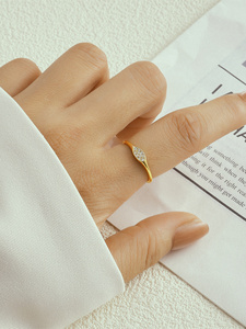 แหวนเงินแท้ 925 ดีไซน์รูปดาว ขนาด 7 ชุบทอง 18k จาก CANNER Jewelry - Product Image 4