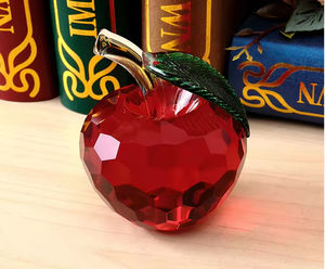 Cristal de corte manzana pisapapeles diamante rojo cristal manzana decorativa - Product Image 2
