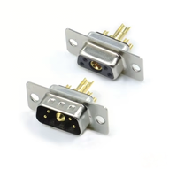 Connecteur hybride D-Sub 5W1 mâle à sertir pour assemblage de câbles mixtes signal/alimentation