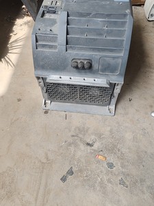 6SL3220-3YD44-0UB0 6SL32203YD440UB0 ตัวแปลงความถี่ G120XA 90kW 380-440V สำหรับ PLC - Product Image 5