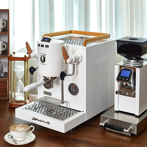 Gemilai Crm3131c Parrot Semi Automatic Coffee Machine 1.2L Water Tank Steam Heating For Home Use - Product Image 1