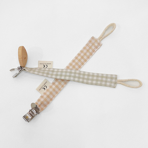 Nuovi prodotti all'ingrosso custodie porta ciuccio fittizio Clip per ciuccio in mussola di <span class=keywords><strong>stoffa</strong></span> di legno - Product Image 5