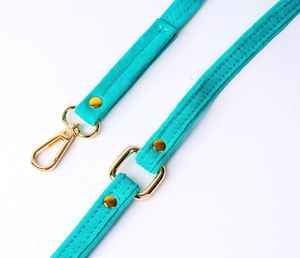 Correa para Perro Azul de Gamuza Genuina Hecha a Mano en Italia - Product Image 6