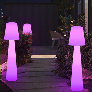 Lámpara de Pie LED Moderna y Elegante para Exteriores, Inalámbrica, con 16 Colores RGB Cambiantes, Clasificación IP65, para Paisajes, Halloween y Navidad - Product Image 4