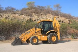 Importato dal giappone in buone condizioni pala gommata nuovo caricatore per escavatore CAT420 CAT416 JCB JCB3CX JCB4CX venduto a un prezzo basso - Product Image 4