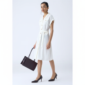 ชุดตู้เสื้อผ้าสีขาวทึบเสื้อกับเข็มขัด - Product Image 1