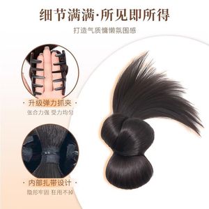 วิกผมแบบหนีบผมสีดำ ทำจากเส้นใยทนความร้อนสูง ถักด้วยมือ เหมาะสำหรับทุกรูปหน้า - Product Image 6