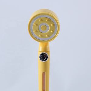 Pomme <span class=keywords><strong>de</strong></span> <span class=keywords><strong>douche</strong></span> à main élégante à cinq réglages, pressurisée, écologique, chromée, fonction d'arrêt d'eau à un bouton pour salle <span class=keywords><strong>de</strong></span> bain - Product Image 3