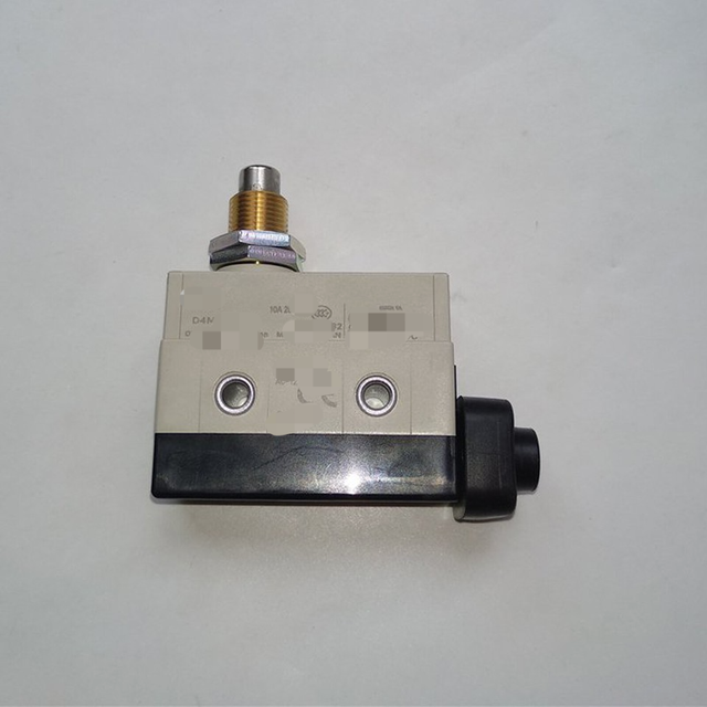 D4nl-4afa-b Safety Gate Switch D4nl4afab New One Free Shipping New Original Ready Stock Industrial Automation  Dedicated  PLC