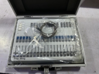 Catégorie de produit Contrôleur Titan Wing Touch DMX512 pour gradateur d'éclairage de scène
