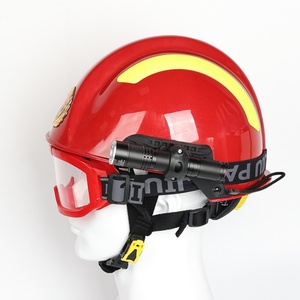 Casque de pompier rouge en fibre de verre, équipement de protection durable pour les incendies de classe A et B - Product Image 2