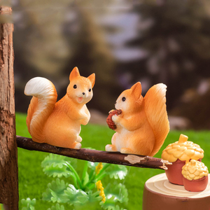 ตุ๊กตากระรอกเรซิ่นขนาดเล็กสำหรับตกแต่งภูมิทัศน์ ของตกแต่งสัตว์จำลองน่ารัก ของประดับตกแต่งโต๊ะทำงาน อุปกรณ์ DIY - Product Image 5