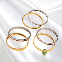 Bracelet manchette à fermoir carré en acier inoxydable et titane, style classique européen et américain, bijou de mode, cadeau