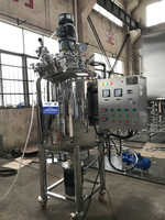 Machine de fabrication cosmétique, mélangeur de crème 100L-10000L SUS304, homogénéisateur émulsifiant sous vide à moteur pour l'alimentation et les produits chimiques