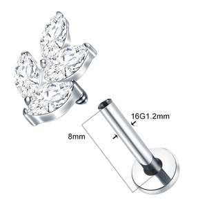Boucles d'oreilles clous en forme de feuille 16G 1,2 mm en titane avec sertissage griffe de cristal, plates, pour piercing du cartilage, du nez ou des lèvres - Product Image 1