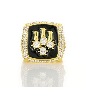 1996 <span class=keywords><strong>Bulls</strong></span> <span class=keywords><strong>Chicago</strong></span> <span class=keywords><strong>Jordan</strong></span> Championship Ring Fan Anillo conmemorativo Anillo de campeonato de baloncesto de EE. UU. De alta calidad - Product Image 2