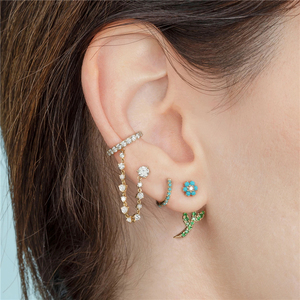 ต่างหูเพชรรูปดอกไม้ขนาดเล็กชุบทอง 18K รุ่นขายดีของ ROXI - Product Image 4