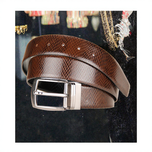 Ceinture sexy pour filles, style western punk, avec rivets, en cuir de vache, à motifs géométriques, avec broche en alliage, style européen et américain, vente chaude transfrontalière - Product Image 3