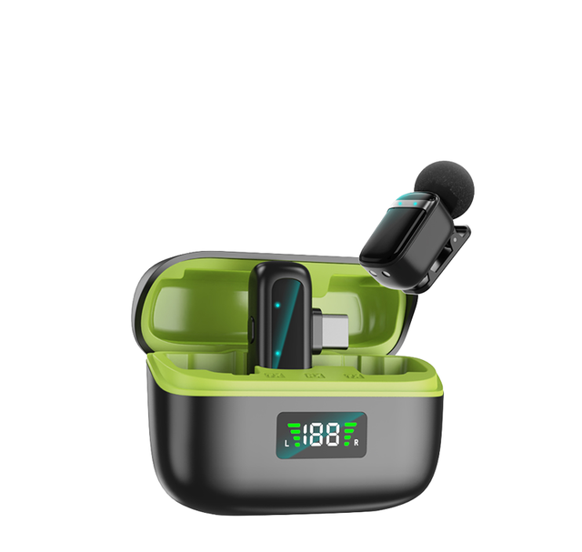 The Wireless Clip Microphone Equipped with Noise Reduction Technology Is Highly Suitable for Live Streaming and Video Recording.
