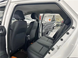 Vente Flash : <span class=keywords><strong>Kia</strong></span> <span class=keywords><strong>Stonic</strong></span> 1.4L CVT Fun Enjoy Version 2021 d'occasion, faible consommation de carburant, petit SUV 5 places avec caméra de recul - Product Image 5