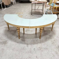 Table de banquet de mariage en acier inoxydable avec plateau en verre demi-lune doré