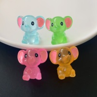 Abalorios de Resina que Brillan en la Oscuridad, Cabujones de Resina de Elefante Luminosos y Adorables, Adornos de Resina para Manualidades DIY y Accesorios para Slime