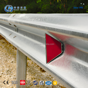 Barrera de Seguridad Vial de Alta Calidad, Resistente a la Corrosión, con Viga Corrugada, Galvanizada, Tipo W - Product Image 2