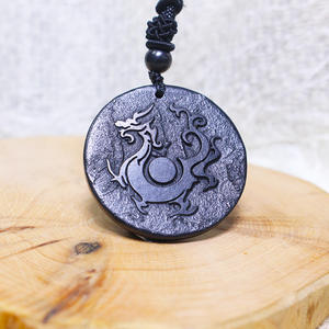 Pendentif en Shungite Russe Antique Fait Main en Pierre Naturelle Pure 35-40mm, Vente en Gros de Pierres Naturelles – Approvisionnement Direct Usine - Product Image 4