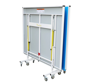 <span class=keywords><strong>Table</strong></span> <span class=keywords><strong>de</strong></span> <span class=keywords><strong>ping</strong></span>-<span class=keywords><strong>pong</strong></span> pliable robuste avec cadre métallique durable, plateau imperméable et roues, pour entraînement et compétition <span class=keywords><strong>en</strong></span> intérieur et <span class=keywords><strong>en</strong></span> extérieur - Product Image 3