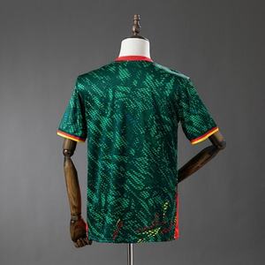 Maillots de football domicile <span class=keywords><strong>Cameroun</strong></span> 2026 S-XXL Équipe nationale Adulte Respirant Personnalisable Vente en gros - Product Image 2