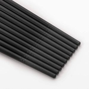 Baguettes chinoises personnalisées en PPS avec motif imprimé à rainures, en alliage noir, écologiques et réutilisables pour mariage - Product Image 3