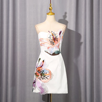 Français Style doux bustier tubulaire robes 2025 nouvelle niche réduction de l'âge mode impression conception sans manches taille a-ligne robe
