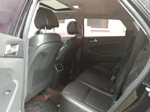 Usato Hyundaii <span class=keywords><strong>Tucson</strong></span> <span class=keywords><strong>2015</strong></span> 1.6T doppia frizione 2WD Smart Edition - Product Image 5