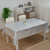 Nappe Rectangulaire Florale Argentée Rose RNPT en PVC pour Vente en Gros – Nappes de Table en PVC