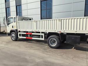 Vente flash Camion léger de transport de marchandises SINOTRUK HOWO 4x2 5-10 tonnes pour le transport de chantier - Product Image 5