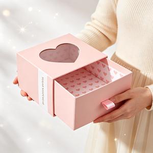 Caja de Regalo Rosa con Ventana y Cajón, de Cartón Rígido, con Logotipo Personalizado, para Regalos de San Valentín, Bodas, Cumpleaños, Joyería, Empaque de Alta Gama - Product Image 4