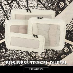 Sac fourre-tout à roulettes élégant pour femme avec fermeture éclair, sac de voyage métallique à roulettes pour les déplacements en extérieur - Product Image 2
