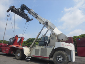 Empileur à portée de conteneur Terex TFC 45 fabriqué aux États-Unis en vente Empileur à portée de 45 tonnes Terex à bas prix Empileur à portée de 45 tonnes bon marché - Product Image 4