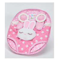 Jouets de poupées en gros prêts à être expédiés, incluant des tenues, des accessoires, des sacs à bandoulière, des sacs à main, des paniers portables pour filles