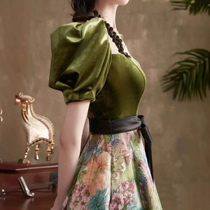 Retro Floral Print Velvet Evening Gown Sweetheart Neckline Ball Gown Empire Waist Green Birthday Hostess Dress - Product Image 4