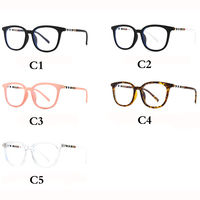 Anti Blue TR90 Cat Eye Luxury Gafas Marcos Hombres Mujeres Trending Styles UV400 Óptico Moda Gafas de computadora