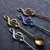 Cuillère à thé en forme de musique colorée Cuillère à café Cuillères en acier inoxydable de qualité alimentaire