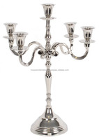 Grand candélabre de table en aluminium argenté fait main pour mariage